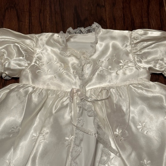 Phyllis Baby Wear 3 Piece Christening Gown Set - Unisex - Picture 4 of 8